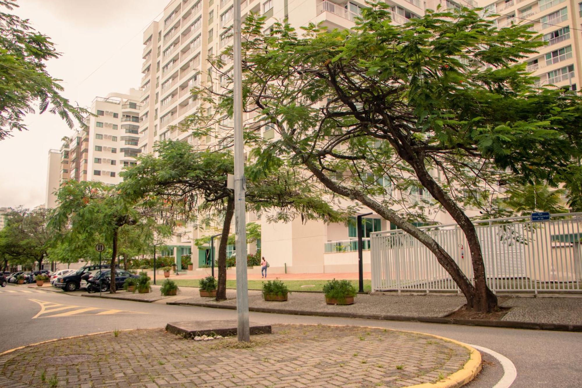 Na Barra Da Tijuca *